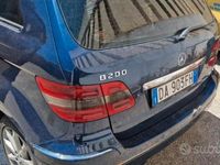 Usata Mercedes B200 140 CV (102 kW) 2006 Blu Monovolume