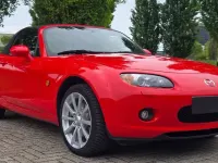 Usata Mazda MX5 162 CV (119 kW) 2006 Rosso Cabrio