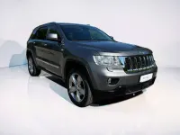 Usata Jeep Grand Cherokee Overland 241 CV (177 kW) 2013 Grigio SUV
