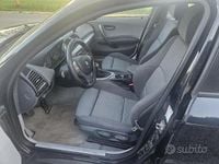 Usata BMW 118 Efficient Dynamics 122 CV (89 kW) 2006 Blu Utilitaria