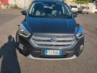 Usata Ford Kuga 150 CV (110 kW) 2017 Grigio SUV
