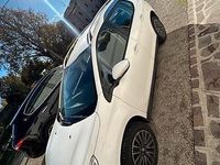 Usata Peugeot 2008 Active 68 CV (50 kW) 2014 Bianco SUV