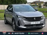 Usata Peugeot 3008 Allure 181 CV (133 kW) 2022 Argento SUV