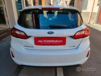 Usata Ford Fiesta Active 100 CV (73 kW) 2022 Bianco Utilitaria