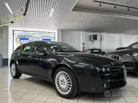 Usata Alfa Romeo 159 140 CV (102 kW) 2009 Nero Station wagon
