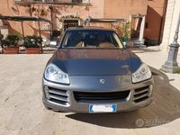Usata Porsche Cayenne 2010 Grigio SUV