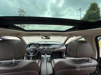 Usata BMW 530 Efficient Dynamics 258 CV (189 kW) 2015 Grigio Station wagon