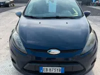 Usata Ford Fiesta 95 CV (69 kW) 2010 Bluazzurro Berlina