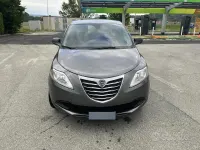 Usata Lancia Ypsilon Silver 85 CV (62 kW) 2014 Grigio Utilitaria