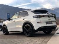 Nuova VW T-Roc R-line 150 CV (110 kW) 2026 Pure white SUV