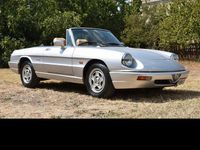 Usata Alfa Romeo Spider 106 CV (77 kW) 1990 Grigio Cabrio