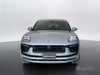 Usata Porsche Macan 265 CV (194 kW) 2022 Argento (metallizzato) SUV