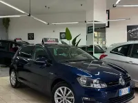 Begagnad VW Golf VII Executive 110 HK (80 kW) 2016 Blå Sedan