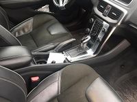Usata Volvo V40 R-Design 115 CV (84 kW) 2015 Bianco Berlina