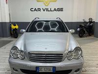 Usata Mercedes C220 Avantgarde 150 CV (110 kW) 2006 Argento Station wagon