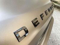 Usata Land Rover Defender SE Dynamic 200 CV (147 kW) 2022 Bronzo SUV