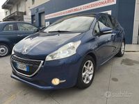 Usata Peugeot 208 Allure 68 CV (50 kW) 2013 Blu Utilitaria