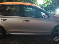 Usata VW Golf VI 105 CV (77 kW) 2009 Grigio Utilitaria