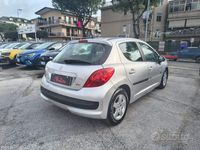 Usata Peugeot 207 Sport 70 CV (51 kW) 2009 Grigio Berlina