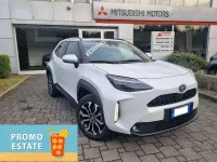 Usata Toyota Yaris Cross Trend 92 CV (67 kW) 2025 Platinum white metallizzato SUV