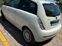 Usata Lancia Ypsilon 75 CV (55 kW) 2011 Utilitaria
