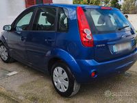 Usata Ford Fiesta 2008 Blu Berlina
