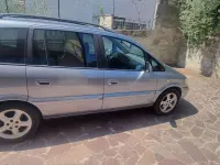Usata Opel Zafira 101 CV (74 kW) 2004 Monovolume