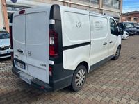 usata Opel Vivaro Furgone 29 1.6 CDTI 115CV PC-TN Furgone Essentia del 2016 usata a Terranuova Bracciolini