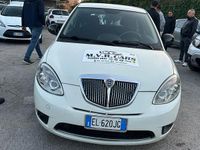 Usata Lancia Ypsilon Platinum 75 CV (55 kW) 2011 Bianco Utilitaria
