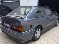 Usata Ford Escort 60 CV (44 kW) 1988 Grigio Berlina