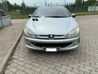 Usata Peugeot 206 CC 109 CV (80 kW) 2005 Argento Cabrio