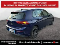 Begagnad VW Golf VIII Life 110 HK (80 kW) 2022 Blå Halvkombi