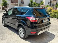 Usado Ford Kuga Titanium 120 CV (88 kW) 2018 Negro SUV