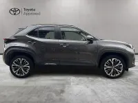 Usata Toyota Yaris Cross Lounge 116 CV (85 kW) 2022 Grigio SUV
