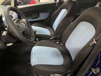Usata Fiat Grande Punto 75 CV (55 kW) 2006 Blu/azzurro Utilitaria