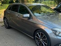 Usata Mercedes A180 122 CV (89 kW) 2012 Grigio Berlina