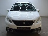 Usata Peugeot 2008 75 CV (55 kW) 2016 Bianco SUV