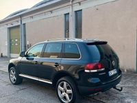 Usata VW Touareg 240 CV (176 kW) 2009 Nero SUV