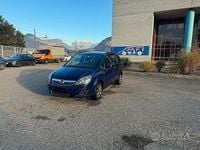 Usata Opel Zafira Business 110 CV (80 kW) 2012 Blu Monovolume