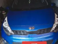 Usata Kia Rio 85 CV (62 kW) 2013 Bluazzurro Berlina