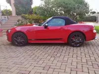 Usata Fiat 124 Spider Lusso 140 CV (102 kW) 2019 Rosso Cabrio