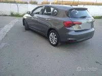 Usata Fiat Tipo Business 120 CV (88 kW) 2017 Grigio Berlina