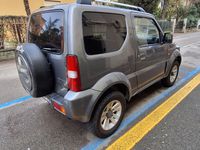 Usata Suzuki Jimny 86 CV (63 kW) 2010 Grigio SUV