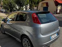 Usata Fiat Grande Punto 75 CV (55 kW) 2007 Grigio Utilitaria