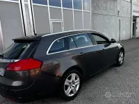 Usata Opel Insignia 131 CV (96 kW) 2012 Nero Station wagon