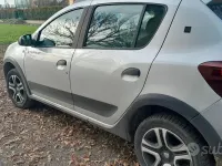 Usata Dacia Sandero 90 CV (66 kW) 2022 Grigio Berlina