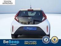 Usata Toyota Aygo X Active 72 CV (52 kW) 2022 Bianco pastello SUV
