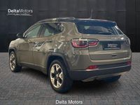 Käytetty Jeep Compass Limited 120 HP (88 kW) 2019 Harmaa Katumaasturi