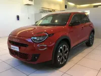 Nuova Fiat 600 La Prima 110 CV (80 kW) 2026 Rosso SUV