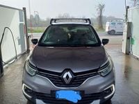 Usata Renault Captur 131 CV (96 kW) 2020 Grigio SUV